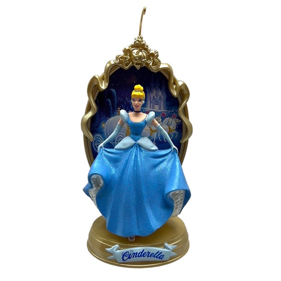 Hallmark Cinderella Ornament Enchanted Memories Vintage 90s Disney - NO BOX - Picture 1 of 8